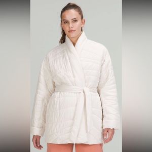 Like new lululemon insulated wrap